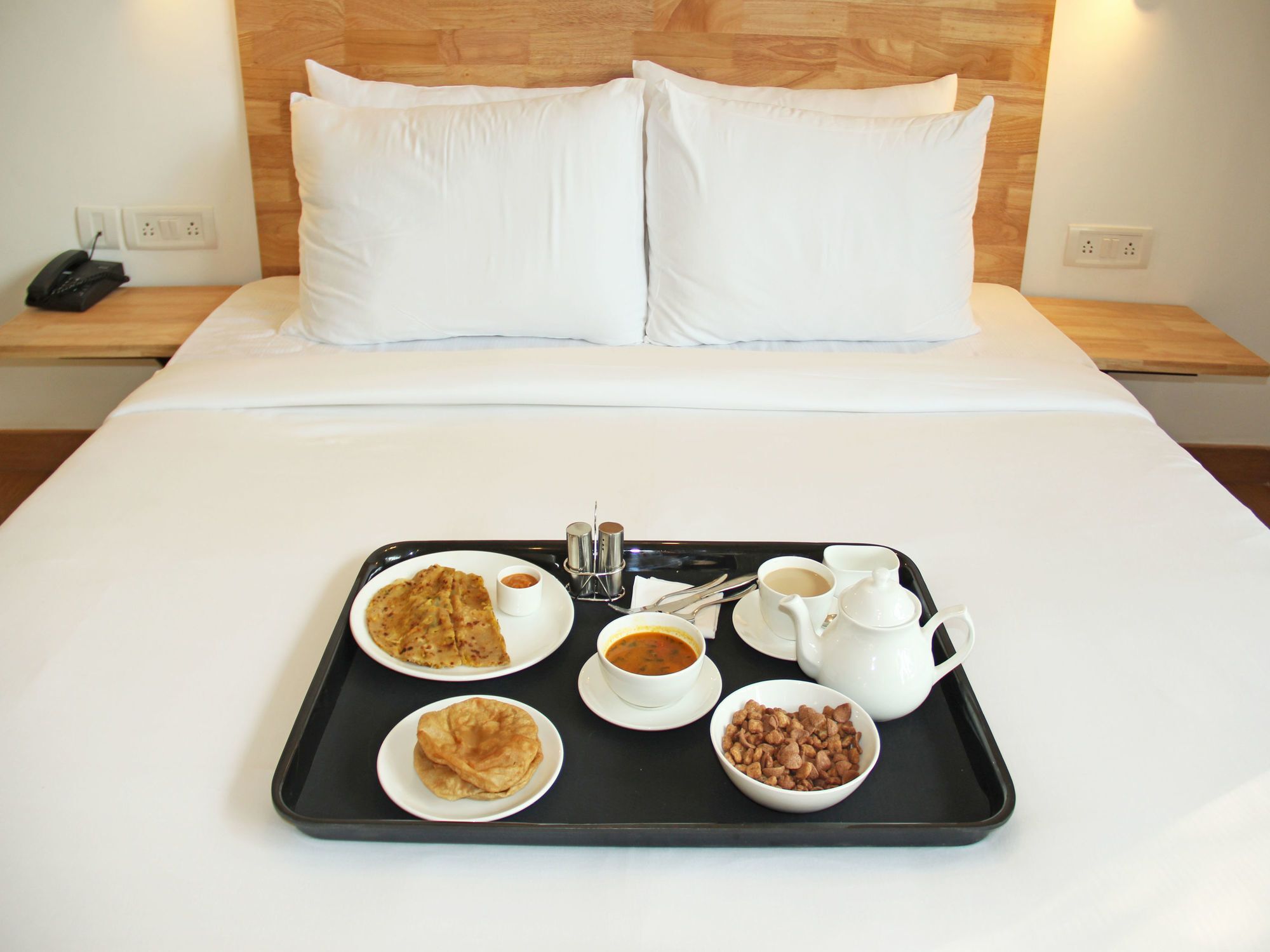 Oyo 9841 The Vivir 1 Hotel Noida Bagian luar foto