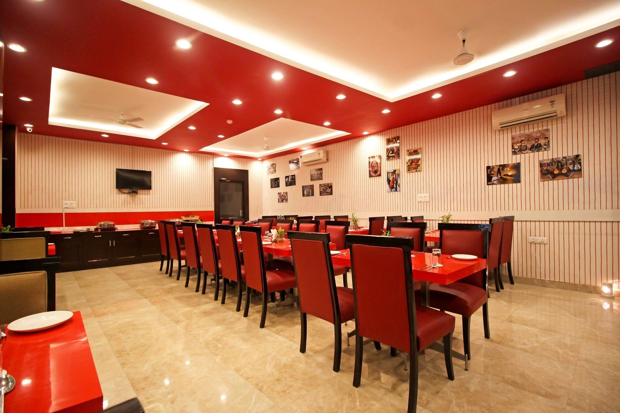 Oyo 9841 The Vivir 1 Hotel Noida Bagian luar foto